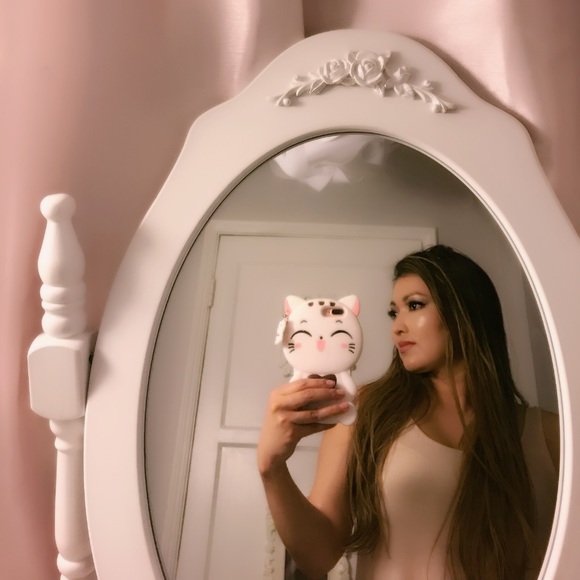 ally90210
